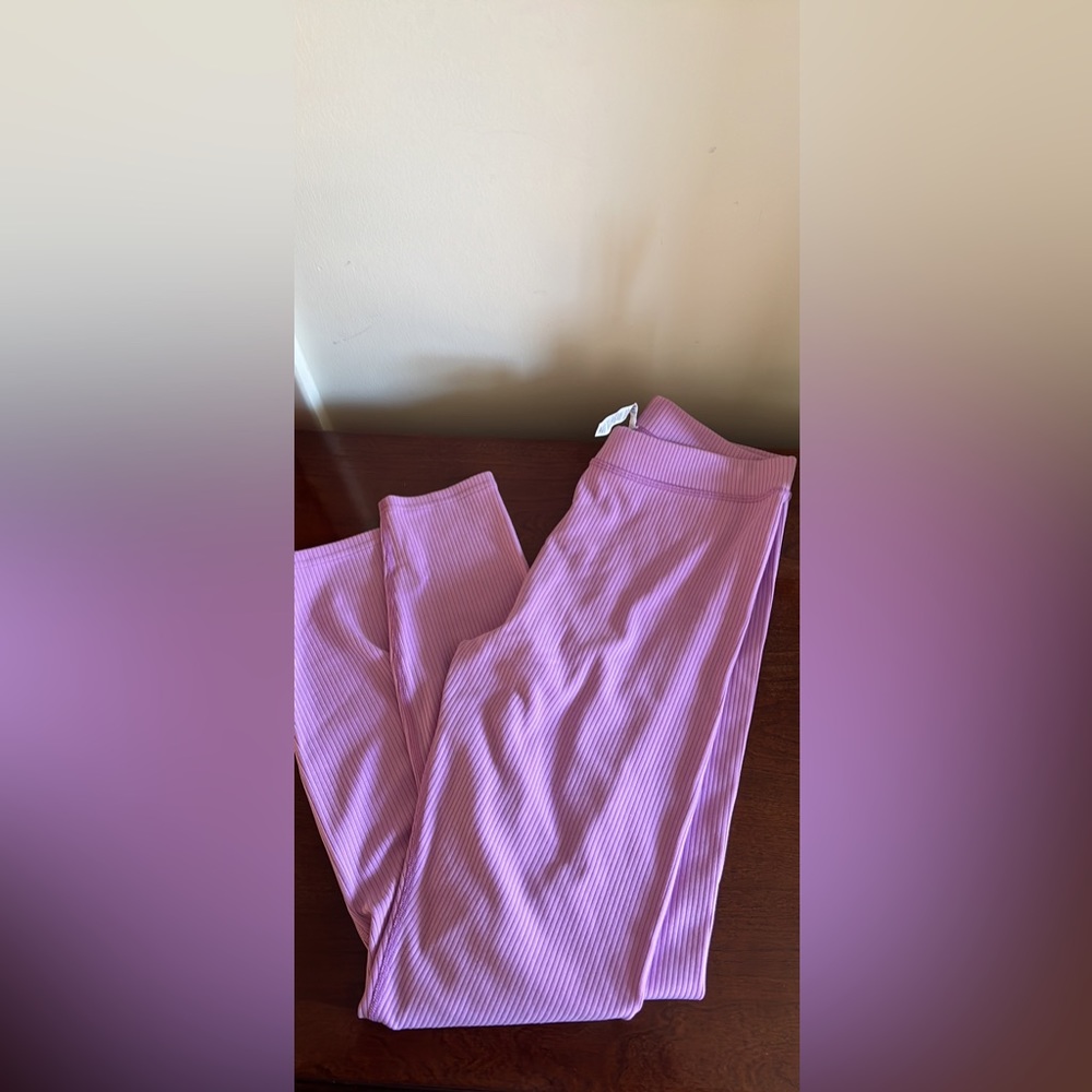 ALO YOGA size medium pants